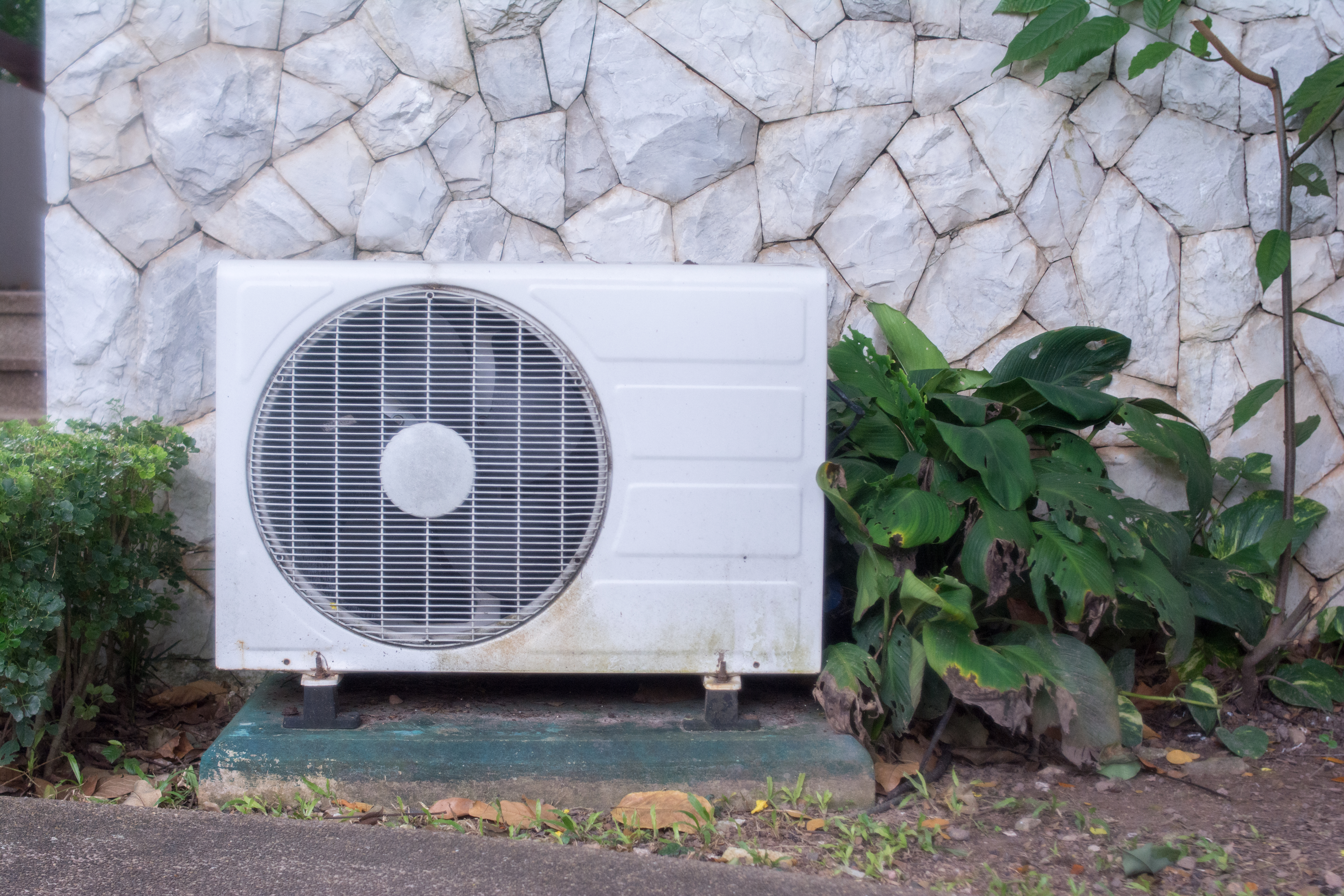 Heat pump installation at a San Jose home for energy-efficient heating and cooling